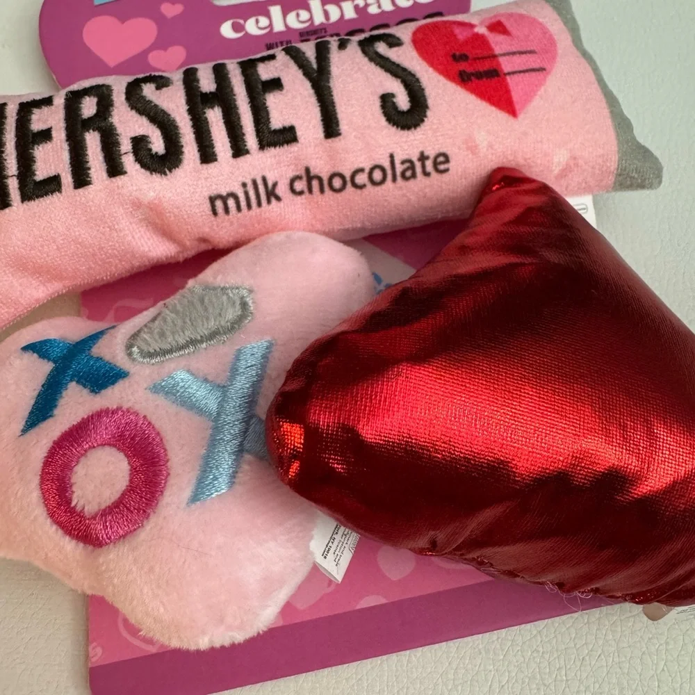 Hersheys 3 pack dog toys